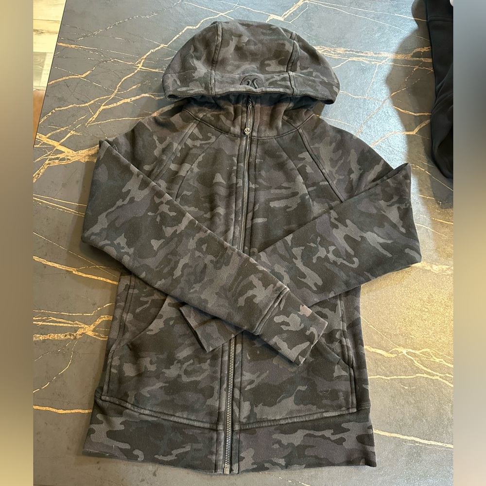 Lululemon Full-Zip Scuba 6